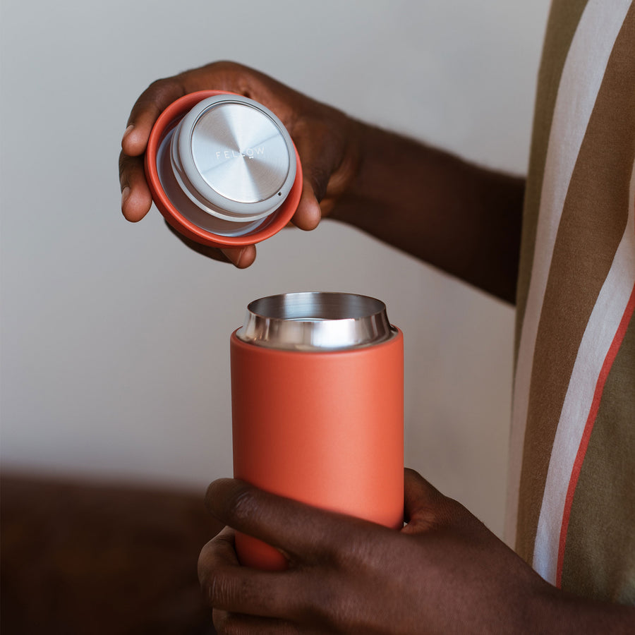 Tasse Fellow Carter Move avec protection anti-éclaboussures