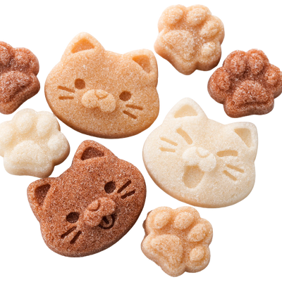 Komahei sugar shaped as cute kittens and paws; featured in Rohi Coffee